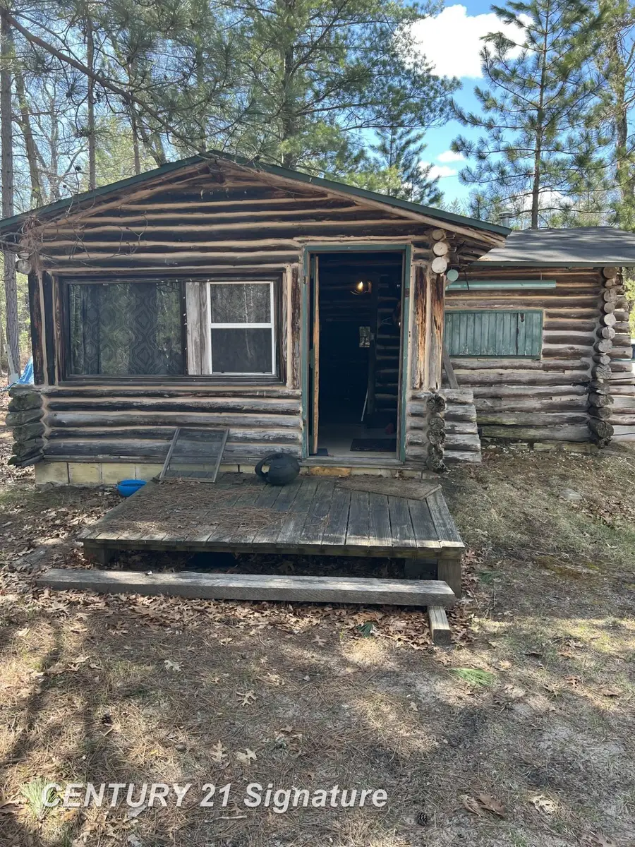 4330 Sparton RD, Grant, MI 48748 - #3