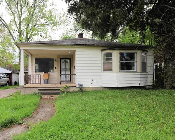 2835 Begole ST, Flint, MI 48504