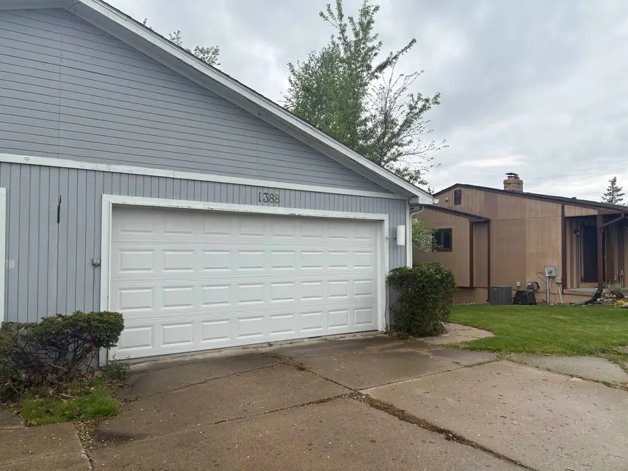 1388 Flushing RD, Flushing, MI 48433 - #3