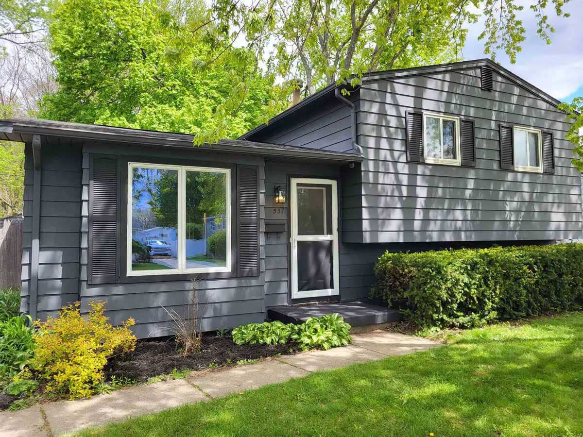 537 Clarion ST, Clio, MI 48420 - #1