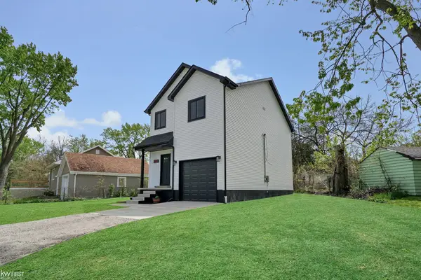 2118 James ST, Burton, MI 48529