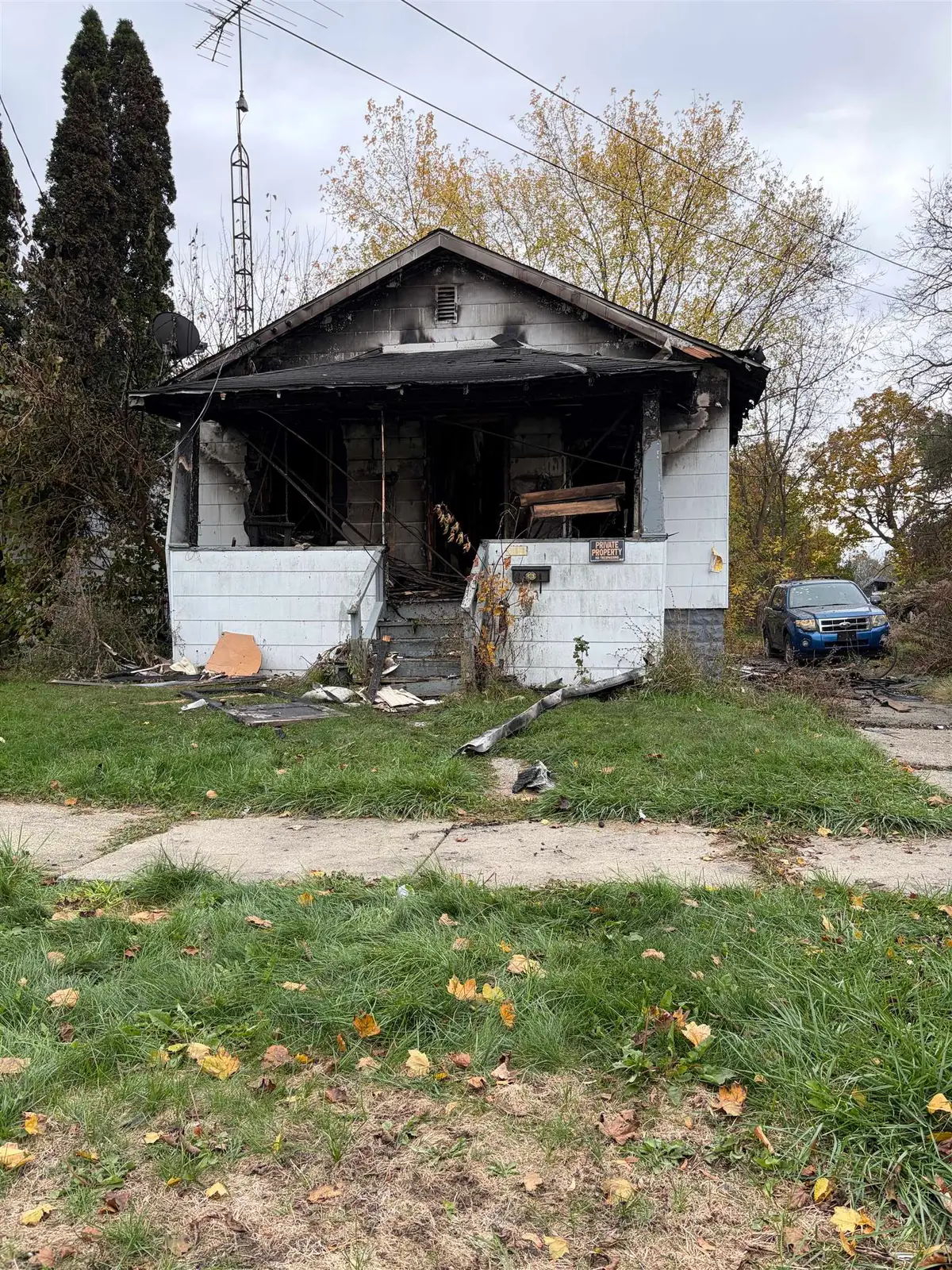911 Lexington AVE, Flint, MI 48507 - #1