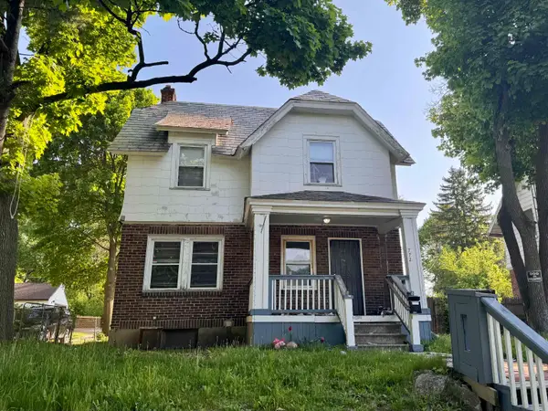 772 N Chevrolet AVE, Flint, MI 48504