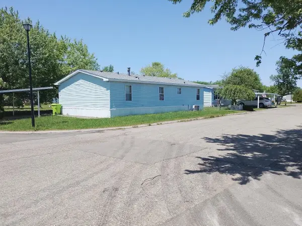 2434 Maple AVE, Flint, MI 48507