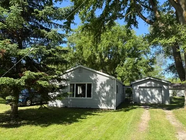 8764 Washington ST, BirchRun, MI 48415