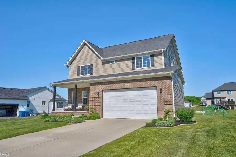 8101 Peninsula CIR, Mundy, MI 48439 - #3