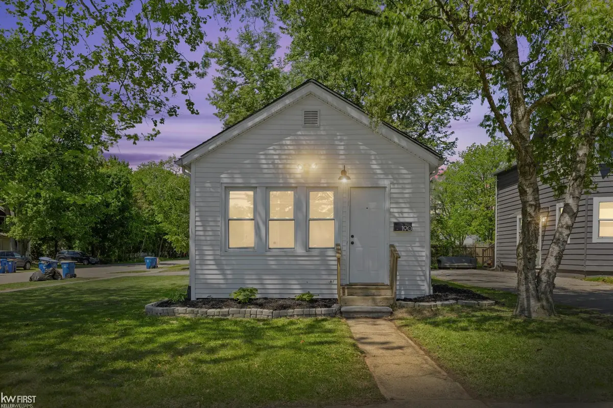 190 S Lynn AVE, Waterford, MI 48328 - #1
