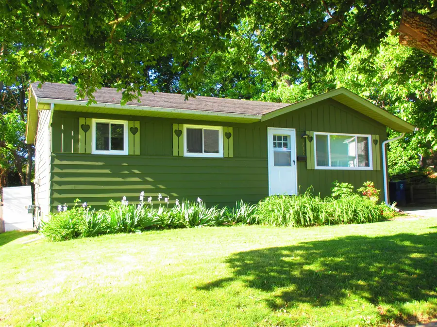 232 Tennyson AVE, Flint, MI 48507 - #2