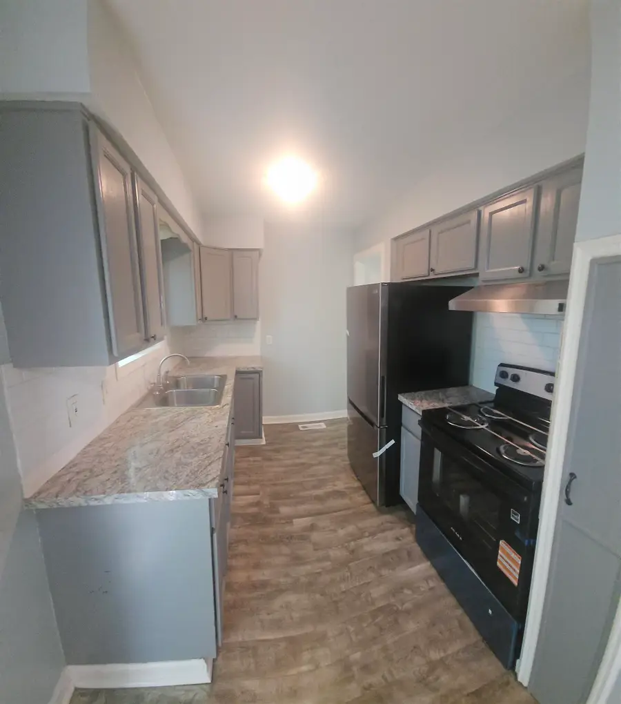 232 Tennyson AVE, Flint, MI 48507 - #3