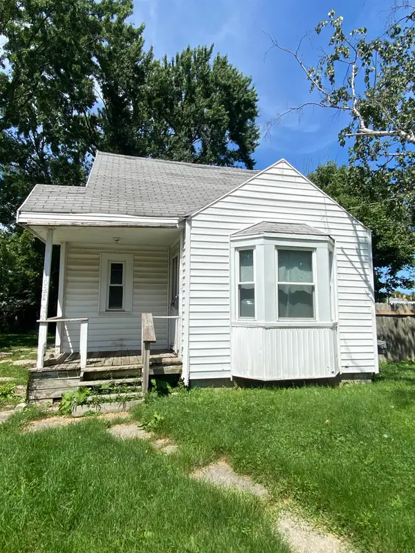 1028 Campbell ST, Flint, MI 48507