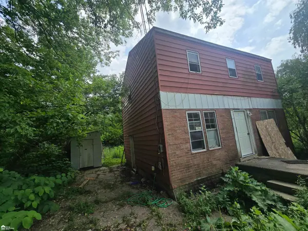 3233 Home AVE, MtMorris, MI 48504