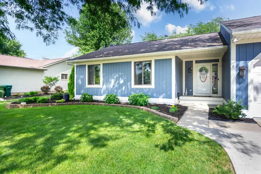 1818 Amberina DR, Lansing, MI 48917 - #3