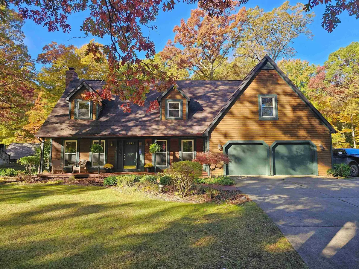 2206 Delwood DR, Clio, MI 48420 - #1