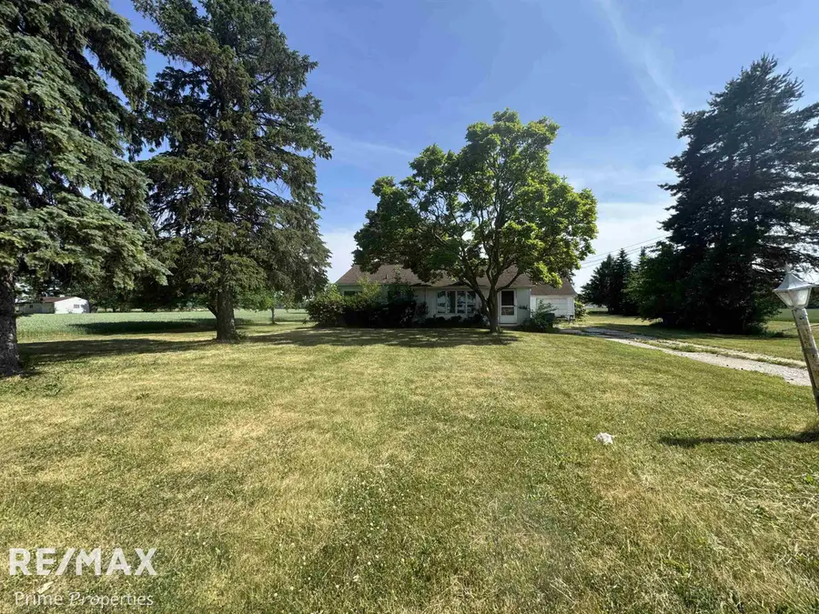 5154 Hess RD, Saginaw, MI 48601 - #2