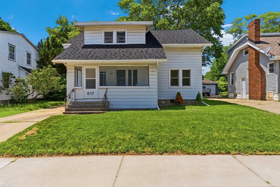 617 Dupont ST, Flint, MI 48504 - #3