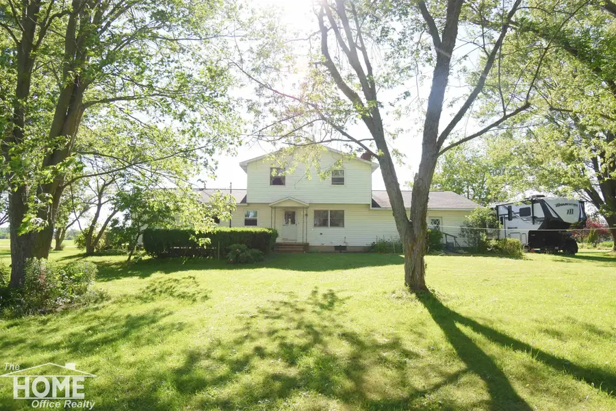 6923 S Byron RD, Durand, MI 48429 - #2