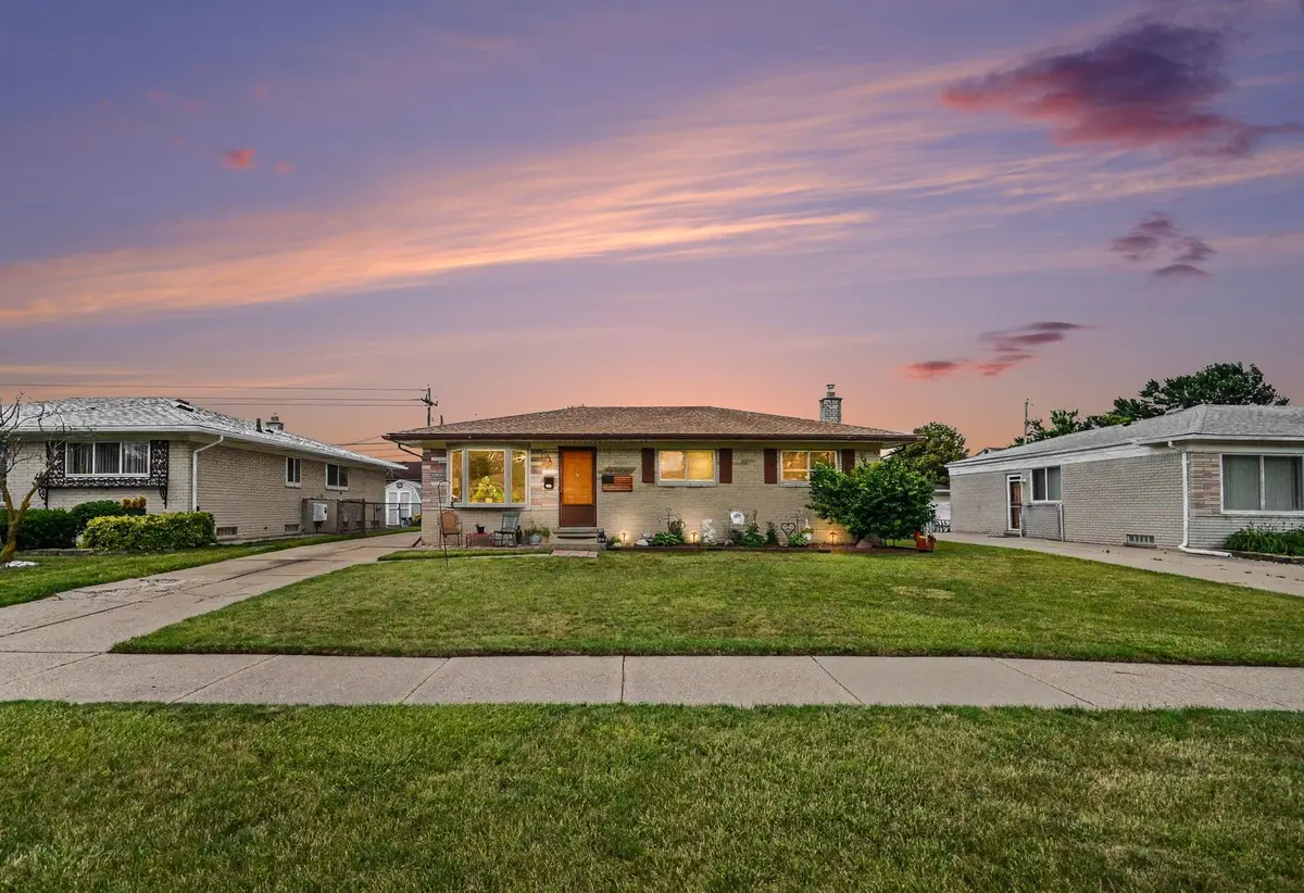 11822 Highland DR, Warren, MI 48089 - #1