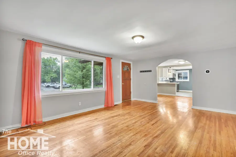 204 E McArthur ST, Corunna, MI 48817 - #2