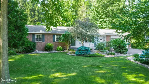 10400 Coldwater RD, Flushing, MI 48433