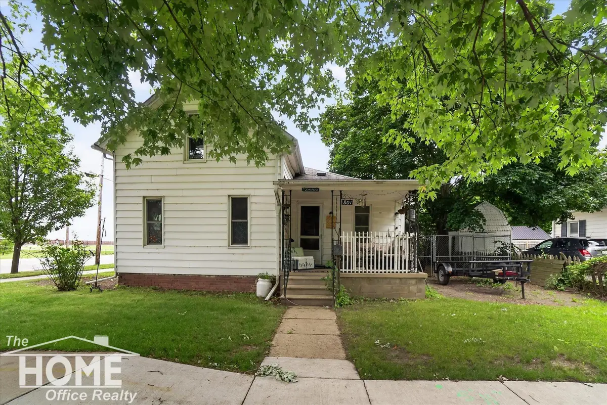 801 Michigan AVE, Owosso, MI 48867 - #1