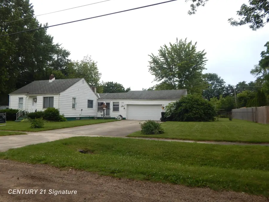 3227 W Parkway AVE, Flint, MI 48504 - #3