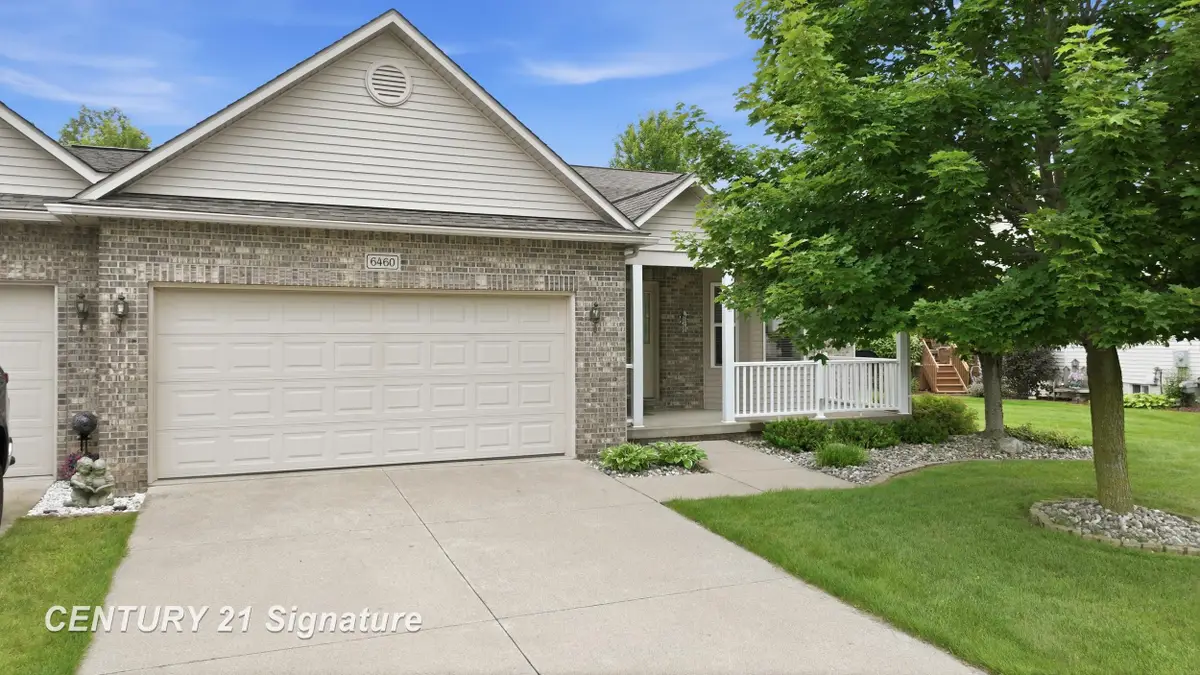 6460 Royal Club DR, Flushing, MI 48433 - #1
