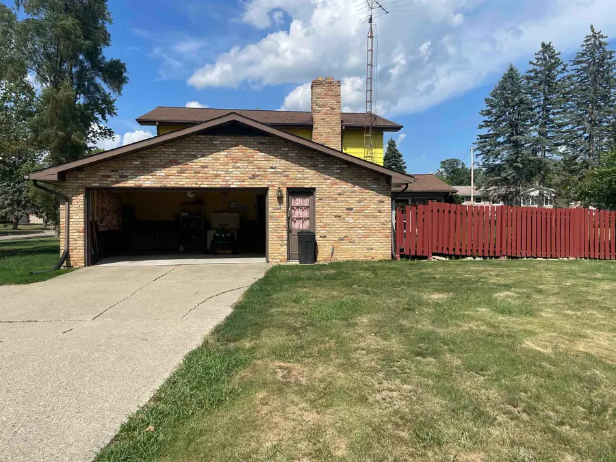 1368 Wagon Wheel LN, Grand Blanc, MI 48439 - #2