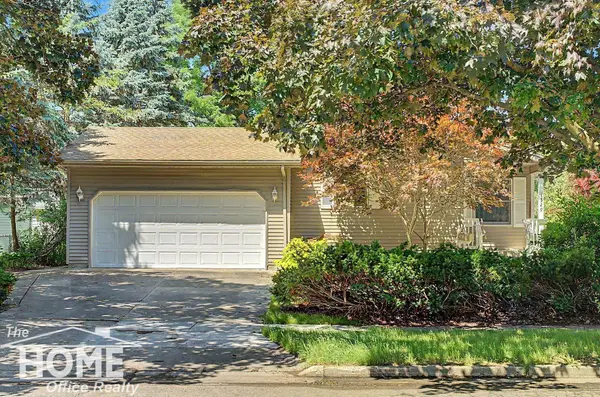 1329 N Ball, Owosso, MI 48867