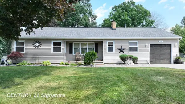 2216 Cashin ST, Burton, MI 48509