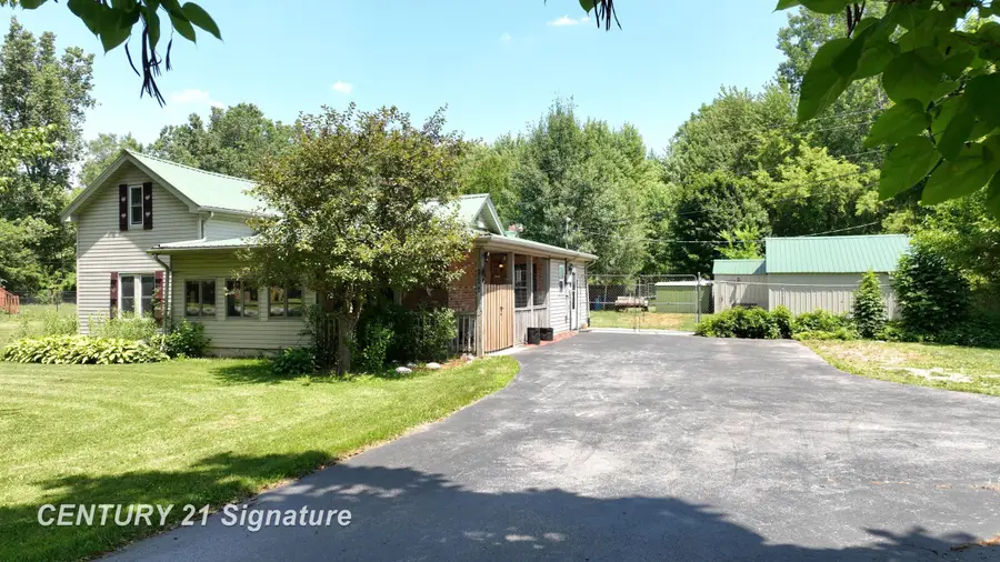 12164 N Elms RD, Clio, MI 48420 - #3