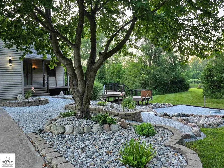 5320 Piersonville RD, Columbiaville, MI 48421 - #2