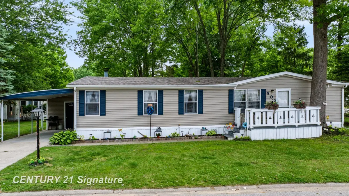 505 Park CIR, Clio, MI 48420 - #1