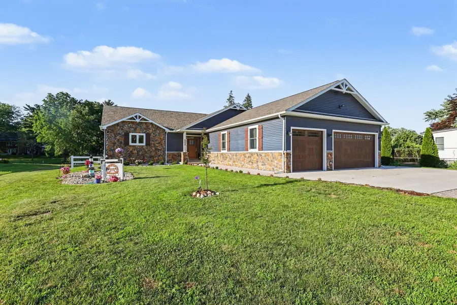 3365 Old Kawkawlin RD, Bangor, MI 48706 - #2