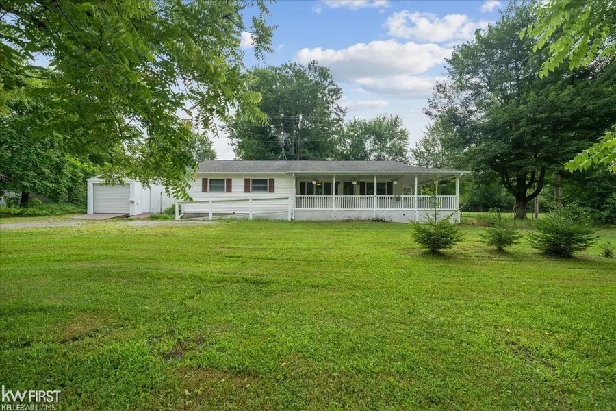10049 S Graham RD, Saint Charles, MI 48655 - #2