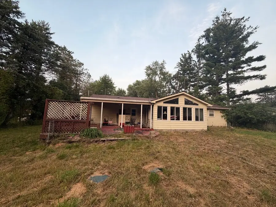 1830 Flanders RD, Eaton, MI 48813 - #3