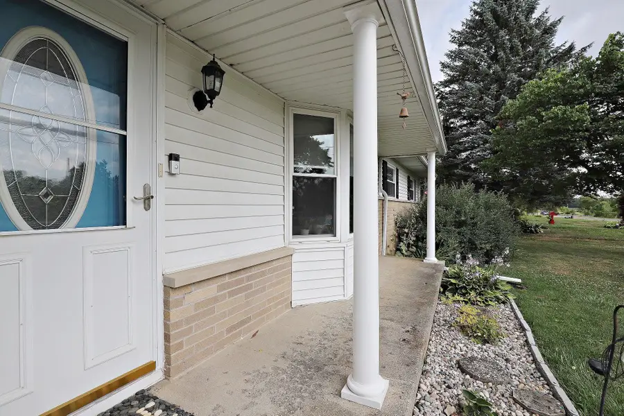 7437 N Linden RD, Mount Morris, MI 48458 - #2
