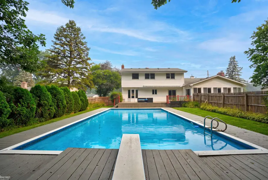 4333 Post DR, Flint, MI 48532 - #3