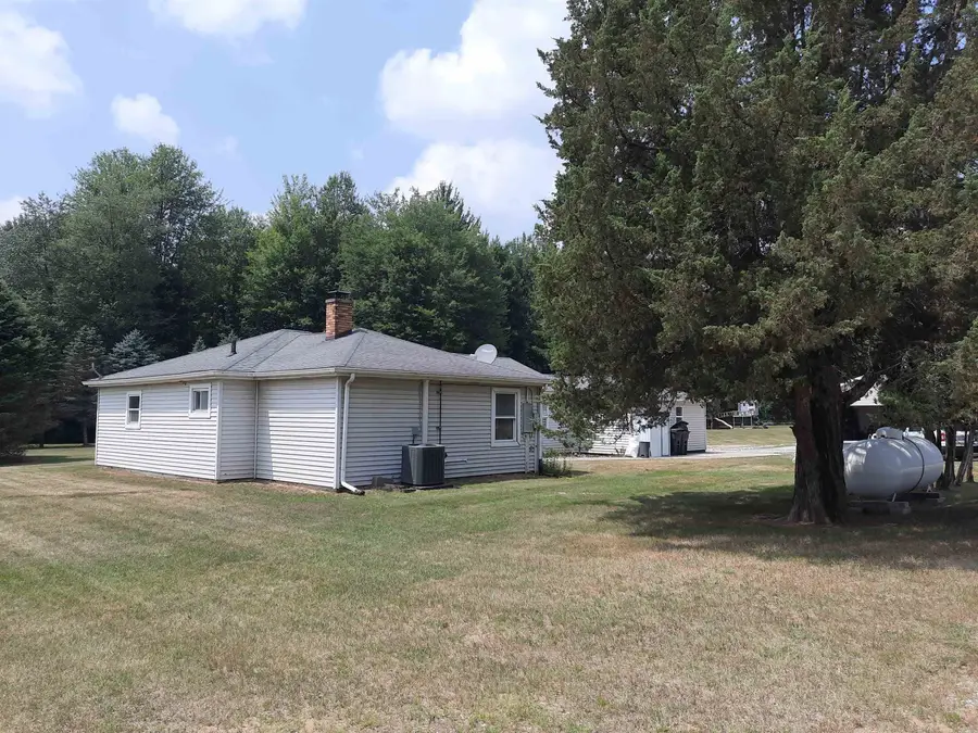 4112 W Sanilac RD, Vassar, MI 48768 - #3