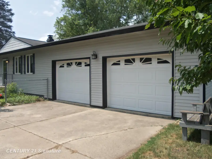 5127 Arbor LN, Flint, MI 48506 - #3