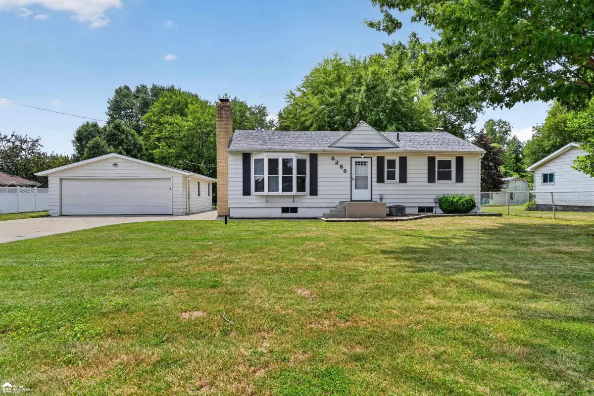 5286 Roberts, Flint, MI 48506 - #1