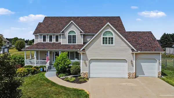 2101 Larkspur LN, GrandBlanc, MI 48439