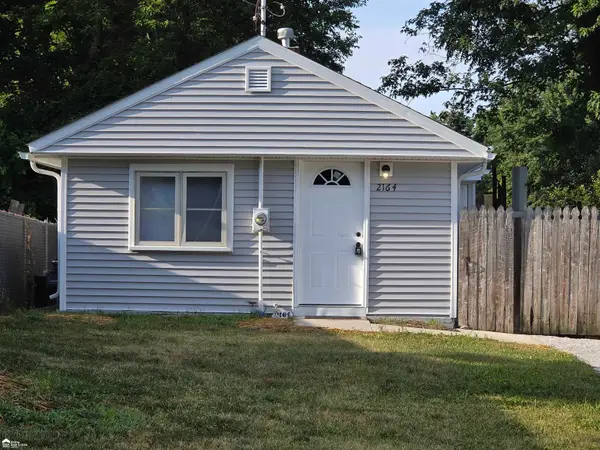 2164 E Whittemore AVE, Burton, MI 48529