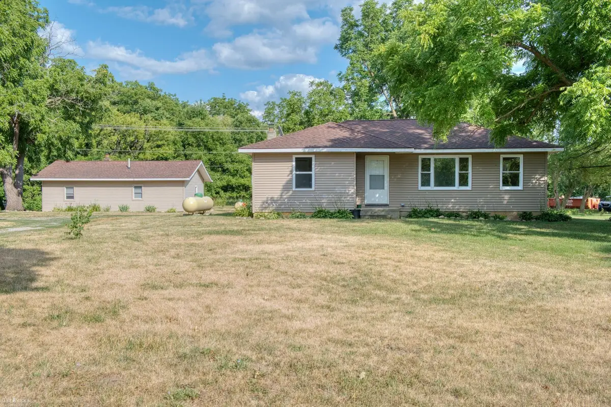 4802 Mill RD, Bancroft, MI 48414 - #1