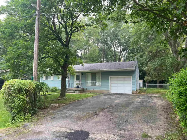 9222 Maplewood ST, Clio, MI 48420