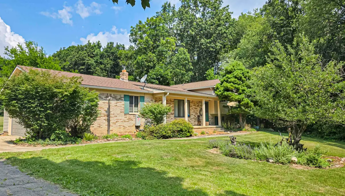 9501 Fish Lake RD, Holly, MI 48442 - #1