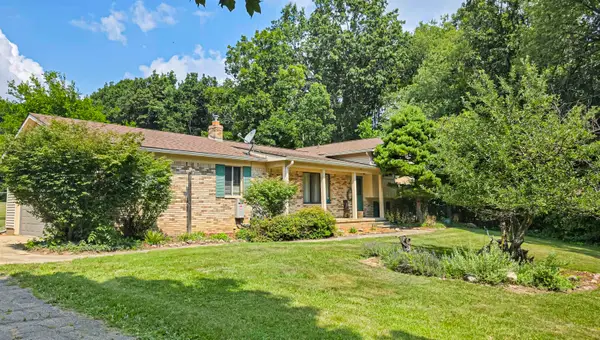 9501 Fish Lake RD, Holly, MI 48442