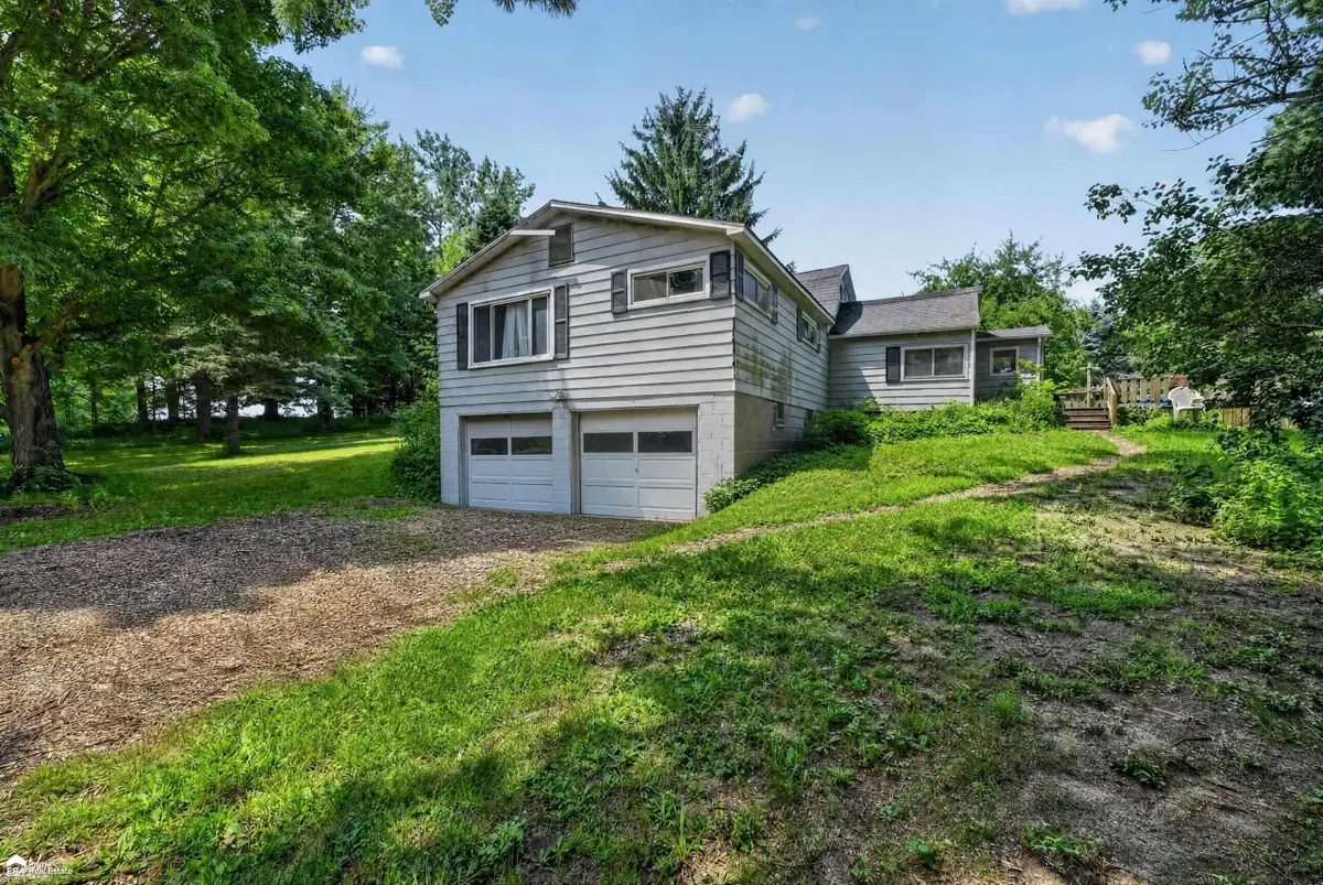 5472 Cemetery RD, Kingston, MI 48741 - #1