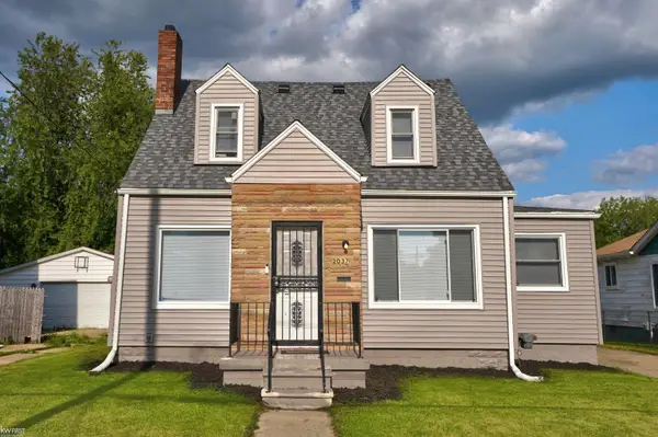 2037 Seymour AVE, Flint, MI 48503