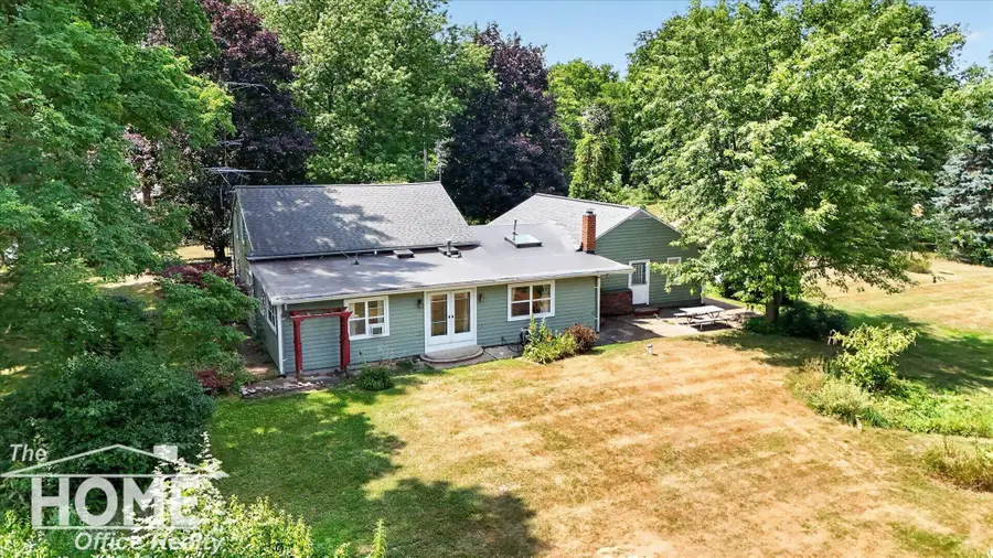 5503 Newberry RD, Durand, MI 48429 - #2