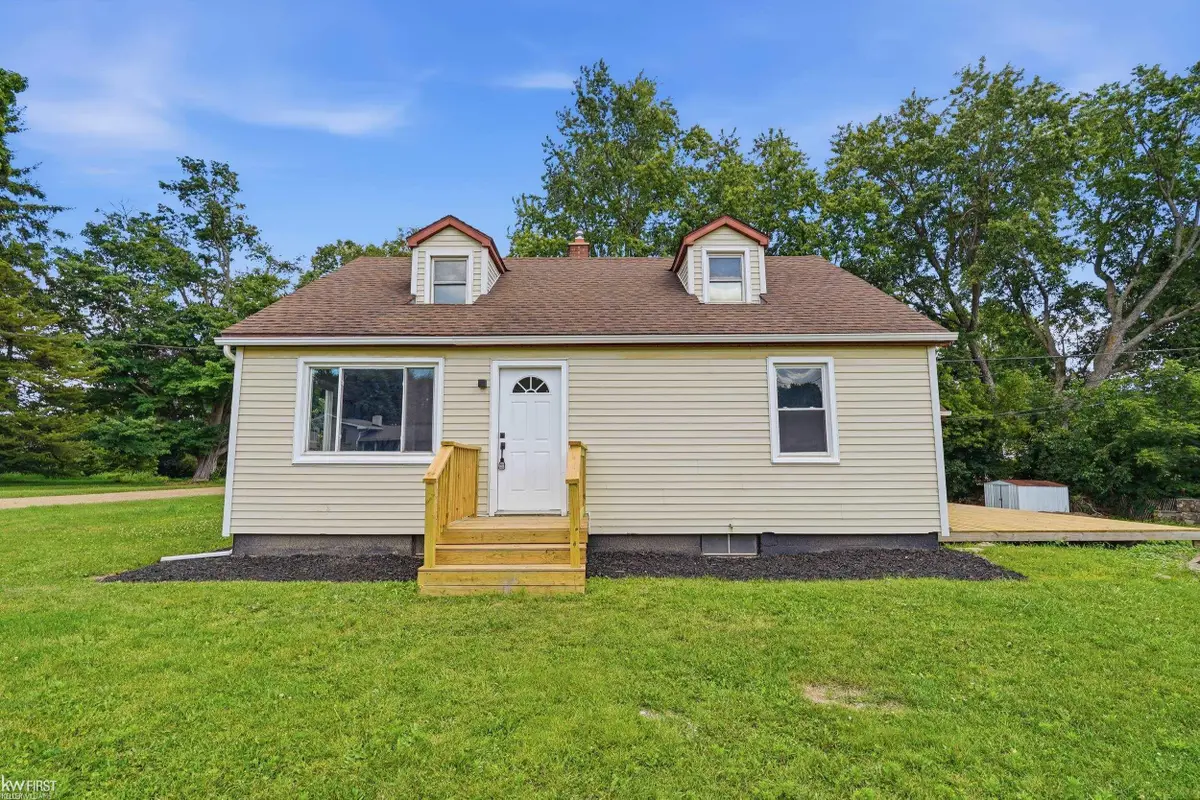 595 1st ST, Oxford, MI 48371 - #1